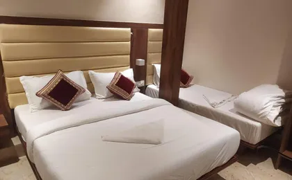Hotel Adams Inn Near Mumbai Airport
