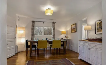 Artist Adobe - Blocks From the Plaza And Rail Yard, Southwestern Charm, Modern Touches