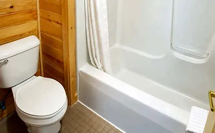 Quality Inn & Suites Mackinaw City Beachfront