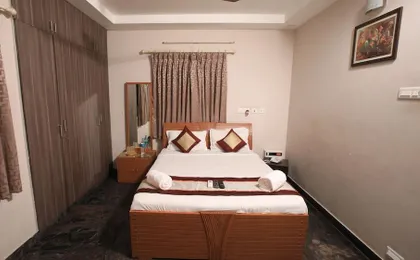 Rithikha Inn