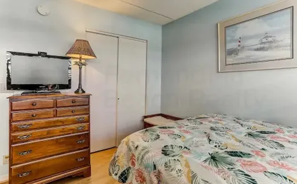 Comfortable Condo With Beautiful Ocean view by RedAwning