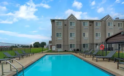 Studio 6 Suites Breaux Bridge, LA