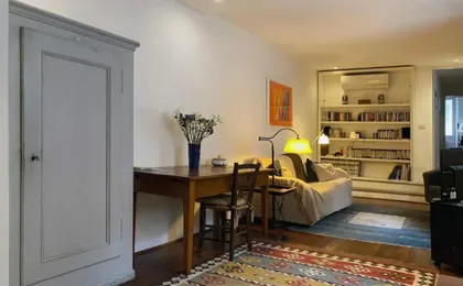Grand Piano Apartment