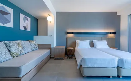 Hotel Avra by Smile hotels - Free Airport Shuttle