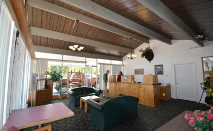 Dude/Roundup Motel