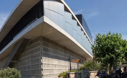 Acropolis Museum - Modern Living [I]