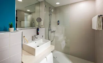 Holiday Inn - the niu, Seven Dusseldorf Ost by IHG