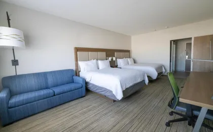Holiday Inn Express & Suites Dallas Northeast-Arboretum