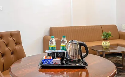 StayBird - Divine Suites, Business Hotel, Kharadi