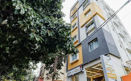 Fabhotel Marella Suites