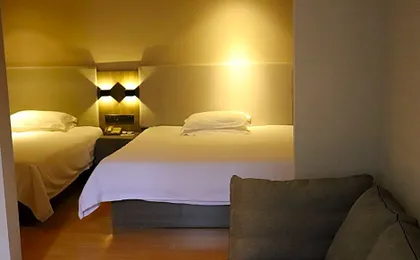 Hanting Hotel Guangzhou Dashi Wanbo Center
