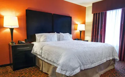 Hampton Inn & Suites Elk City (H)