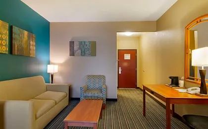 Best Western Governors Inn & Suites
