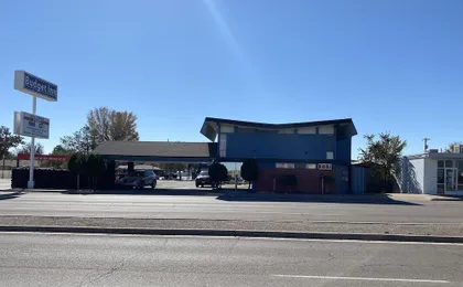 Budget Inn West