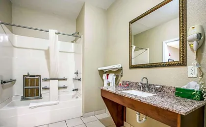 Econo Lodge Inn and Suites Horn Lake - Southhaven