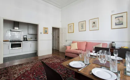 Clanricarde Gardens II by Onefinestay