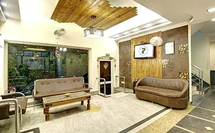 Hotel Persona International