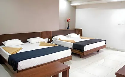 HOTEL VJR