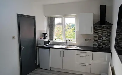 Hill's View Apartments