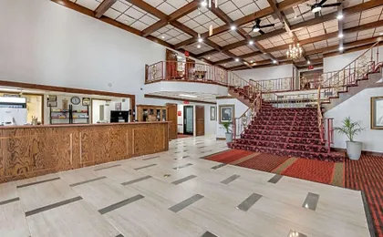 Econo Lodge Truman Inn