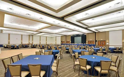 The Lismore Hotel Eau Claire - a DoubleTree by Hilton