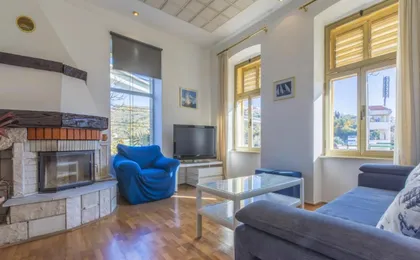 Apartment Piano
