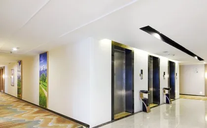 Vienna 3 Best Hotel (Chongqing Jiangbei Airport Sunac Central Plaza)