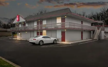 Red Roof Inn Radcliff - Fort Knox