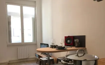 Hyper centre : Appartement Deco Atelier ou Studio Mezzanine