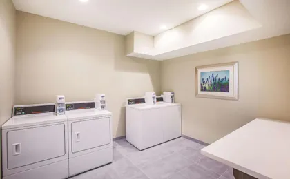 La Quinta Inn & Suites by Wyndham Wichita Northeast