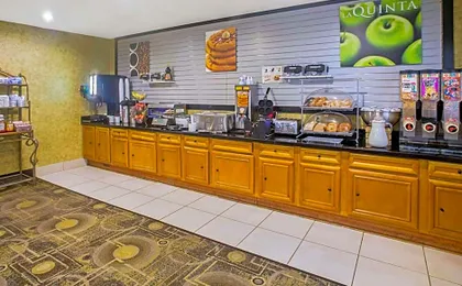 La Quinta Inn & Suites by Wyndham Fort Smith