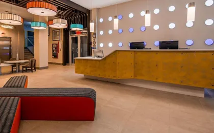Glo Best Western Brooklyn Nyc