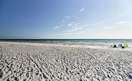 Heated Pool, Steps to Beach: Indian Shores Condo!