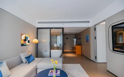 Biu Hotel (Le Yi)