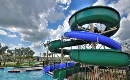 G - New 5 Bedroom Home - 5 Miles to Disney - Free Water Park - Private Pool