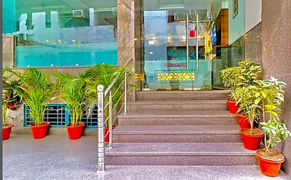 Hotel The Glory Near Delhi Airport