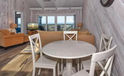 Beach Daze Townhome at Sea Dunes Green Turtle B5 Ocean View Next to Pool