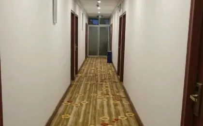 100 Inn Liangpin Hotel (Shanghai Deping Road Subway Station)