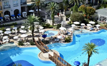 Il Campanario - Vista Para a Piscina