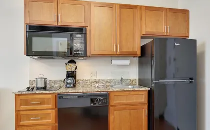Candlewood Suites Salina