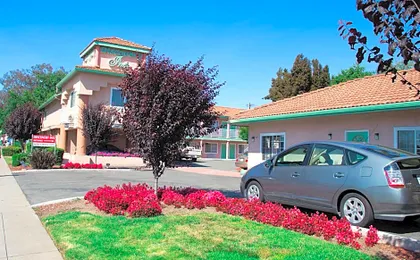 Discovery Inn