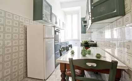 Roman Apartment