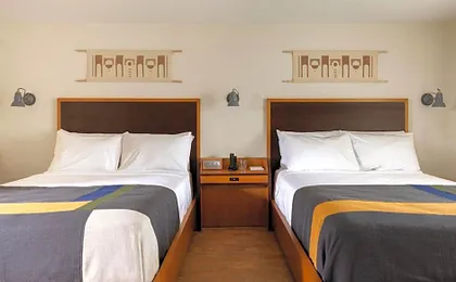 Trailhead Lodge