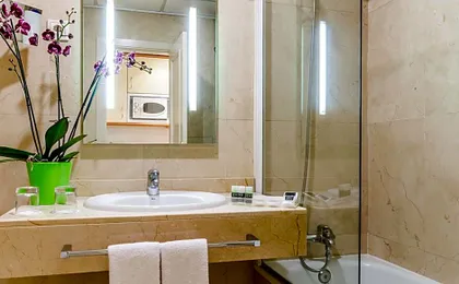 Exe Suites 33