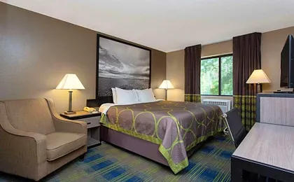 Super 8 by Wyndham Cromwell/Middletown