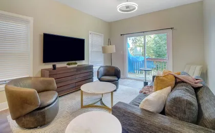 Comfy 3 BR Retreat Mins to NYC - 3 nt min Inquire