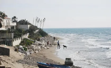 Beautiful villa 30 meters from the beach fantastic sea views
