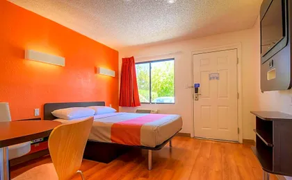 Motel 6 Las Vegas, NV - I-15 Stadium