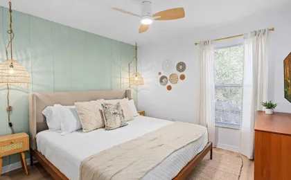 Super Boho- At Lake Toho s Water Sleeps 6
