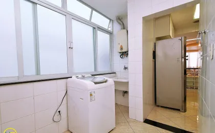 Amplo 2 Quartos Na Praia Do Leme Para 7 Pessoas